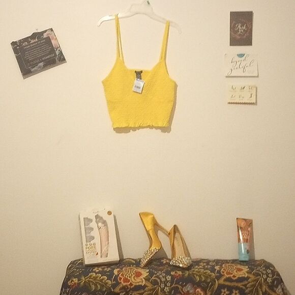 NWT Yellow Stretch Spaghetti Strap Crop Top!* - Picture 1 of 3
